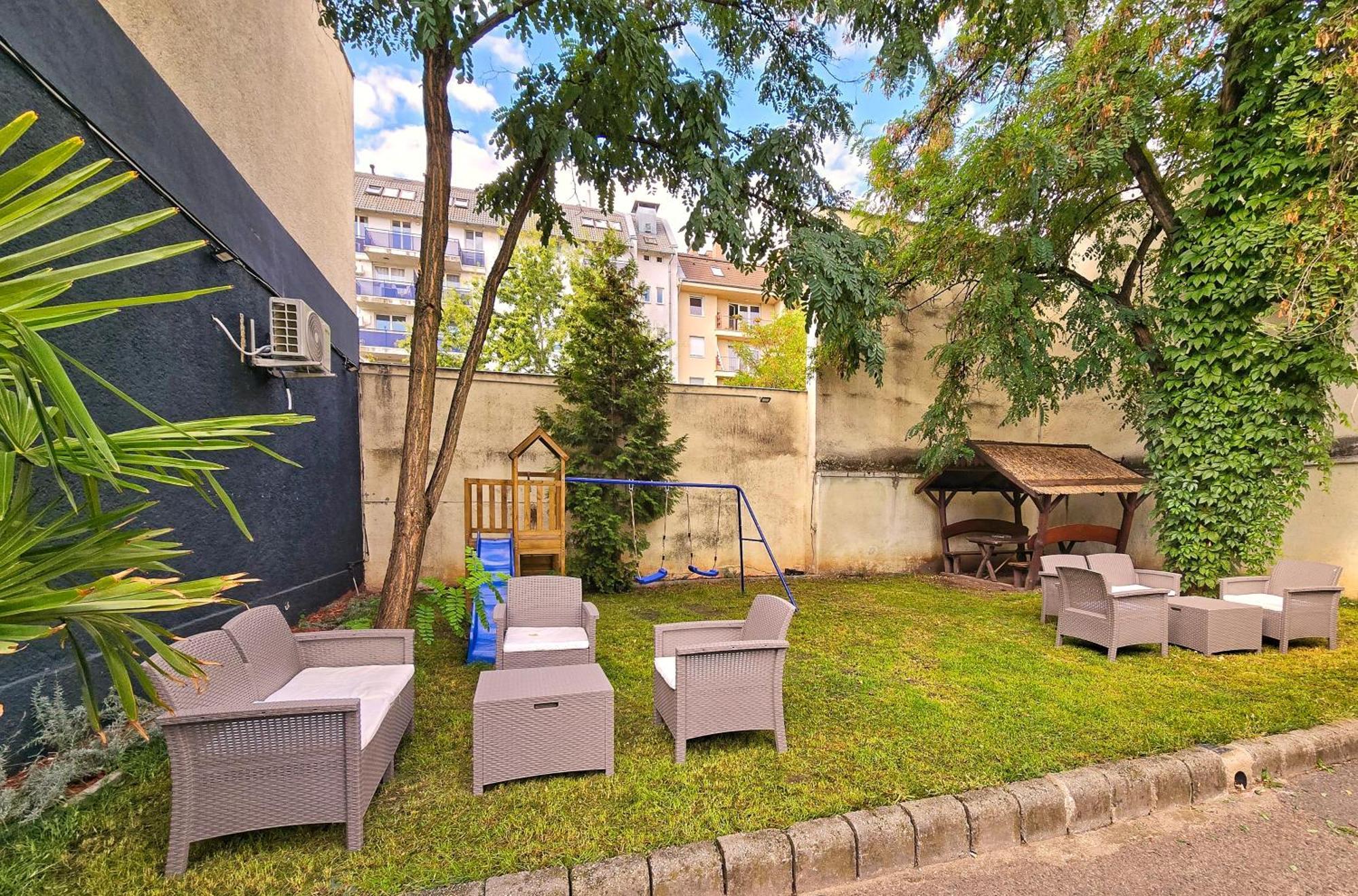 Mariposa Apartments Budapest Bagian luar foto